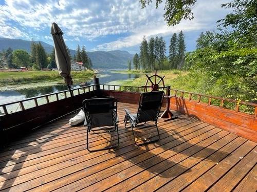 1661 Kimura Rd, Christina Lake, BC - Outdoor With Deck Patio Veranda With View