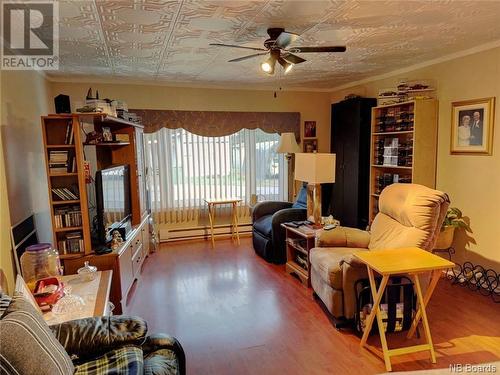 55 Parc Ptiso, Edmundston, NB - Indoor Photo Showing Living Room