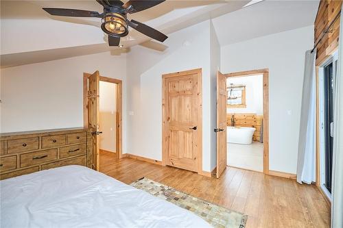 14 Mumby Road, Haldimand County, ON - Indoor Photo Showing Bedroom