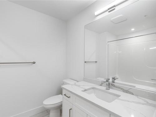 105-151 Royal Pacific Way, Nanaimo, BC - Indoor Photo Showing Bathroom