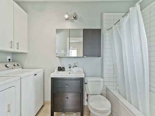 Salle de bains - 1182  - 1184 Rue Adélard-Collette, Sherbrooke (Les Nations), QC - Indoor Photo Showing Laundry Room