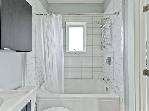 Bathroom - 1182  - 1184 Rue Adélard-Collette, Sherbrooke (Les Nations), QC - Indoor Photo Showing Bathroom