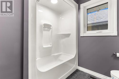9215 Wascana Mews, Regina, SK - Indoor Photo Showing Bathroom