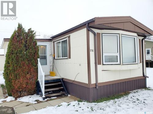 708 Railway Avenue, Arcola, SK 