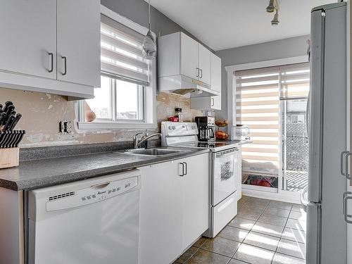 Kitchen - 1638  - 1642 Rue D'Aquitaine, Terrebonne (Lachenaie), QC - Indoor Photo Showing Kitchen