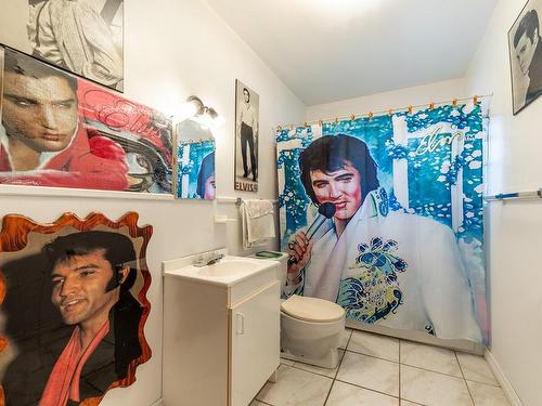 Bathroom - 184  - 186 Rue Cousins N., Saint-Jean-Sur-Richelieu, QC - Indoor
