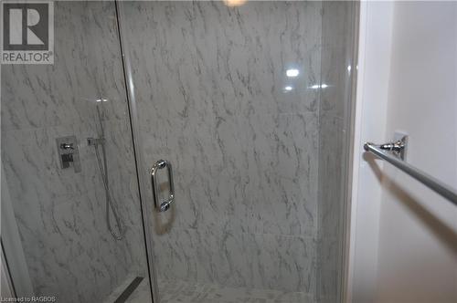 1685 9Th Avenue E Unit# 7, Owen Sound, ON - Indoor Photo Showing Bathroom