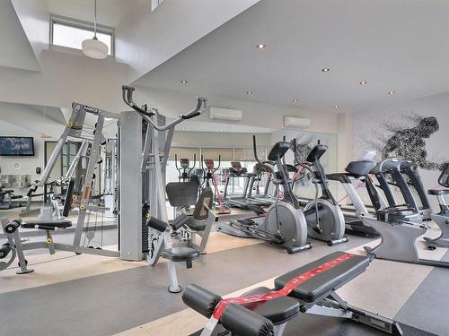 Exercise room - 101-627 Rue Robert-Élie, Laval (Laval-Des-Rapides), QC - Indoor Photo Showing Gym Room