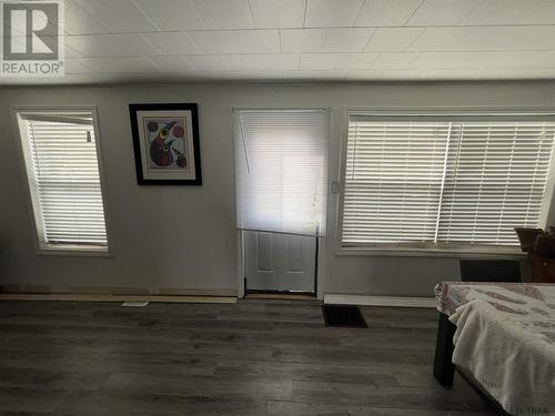 210 Main Street, Smooth Rock Falls, ON - Indoor Photo Showing Bedroom