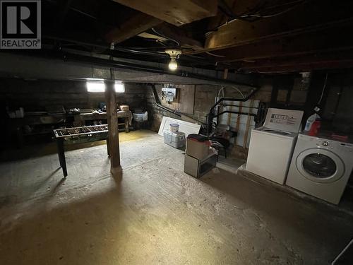 210 Main St, Smooth Rock Falls, ON - Indoor Photo Showing Laundry Room