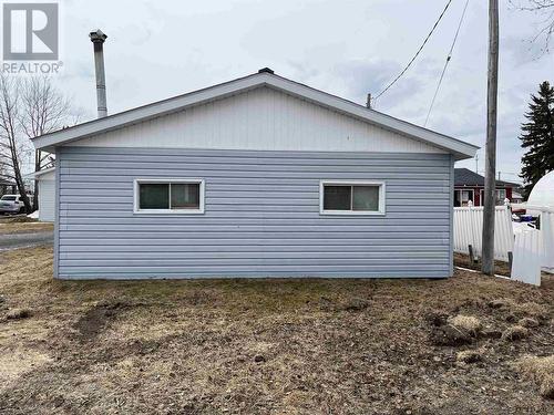 210 Main St, Smooth Rock Falls, ON - Outdoor