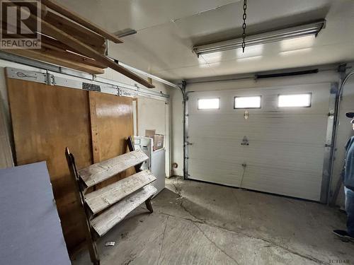 210 Main St, Smooth Rock Falls, ON - Indoor Photo Showing Garage