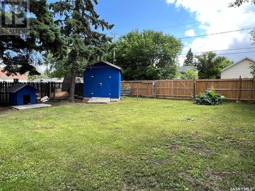504 3Rd Street W, Meadow Lake, SK - Outdoor With Backyard