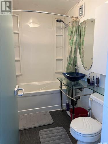 504 3Rd Street W, Meadow Lake, SK - Indoor Photo Showing Bathroom