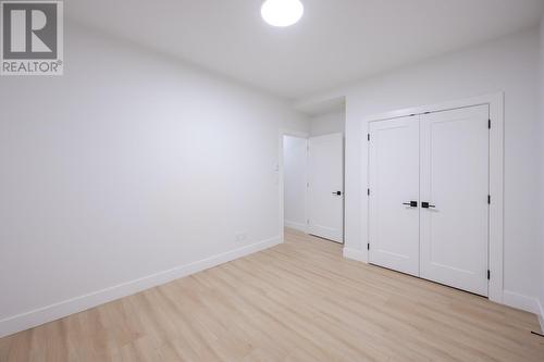 3304 Evergreen Drive, Penticton, BC - Indoor Photo Showing Other Room
