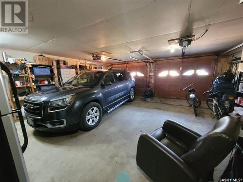 517 Sussex Avenue, Esterhazy, SK - Indoor Photo Showing Garage
