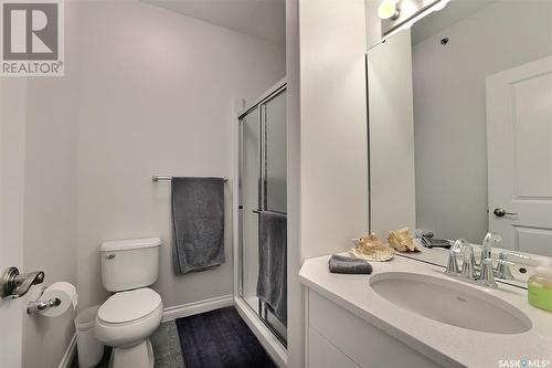 404 1515 Anson Road, Regina, SK - Indoor Photo Showing Bathroom