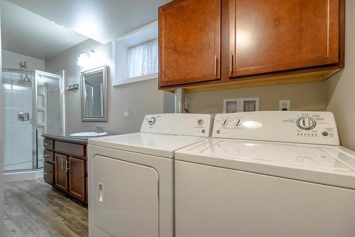 50 Cariboo Drive, Elkford, BC - Indoor Photo Showing Laundry Room