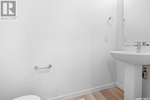 5409 Nicholson Avenue, Regina, SK - Indoor Photo Showing Bathroom