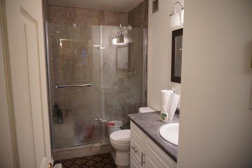 5 1103 3Rd Street S, Swan River, MB - Indoor Photo Showing Bathroom