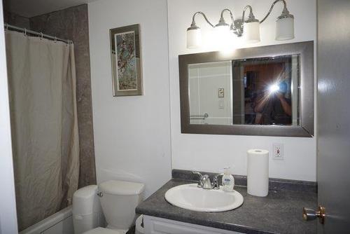 5 1103 3Rd Street S, Swan River, MB - Indoor Photo Showing Bathroom