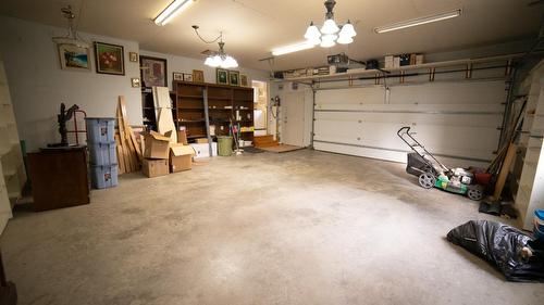 1205 Fox Tree Road, Creston, BC - Indoor Photo Showing Garage