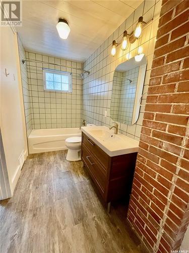 137 1St Street W, Carrot River, SK - Indoor Photo Showing Bathroom