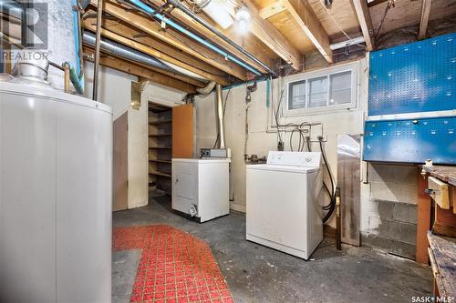 2815 1St Avenue W, Prince Albert, SK - Indoor Photo Showing Laundry Room