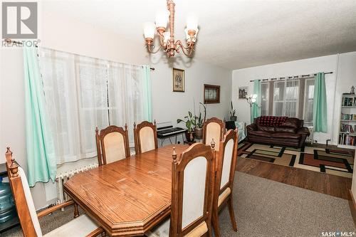 647 Saskatchewan Avenue, Kerrobert, SK - Indoor Photo Showing Dining Room