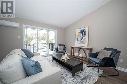 229 Water Street E Unit#203, Cornwall, ON - Indoor Photo Showing Living Room