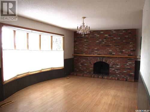 201 8Th Street W, Leader, SK - Indoor With Fireplace
