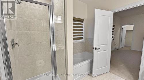 75 Macklin St, Brantford, ON - Indoor Photo Showing Bathroom