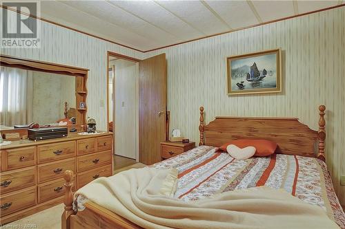 1429 Sheffield Road Unit# 8 Paradise Cove, Hamilton Twp, ON - Indoor Photo Showing Bedroom