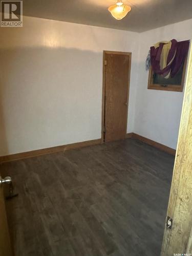 102 Dominion Avenue, Kincaid, SK - Indoor Photo Showing Other Room
