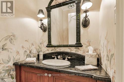 872 Whittier Crescent, Mississauga, ON - Indoor Photo Showing Bathroom