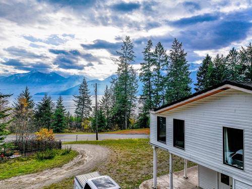 11086 Highway 3A, Sanca, BC - Outdoor With View