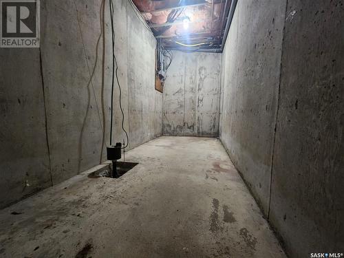 601 Centre Street, Assiniboia, SK - Indoor Photo Showing Basement