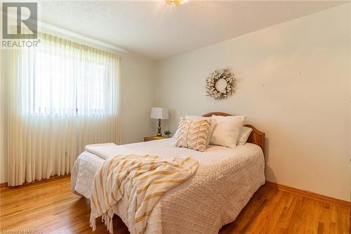 110 5Th Avenue W, Owen Sound, ON - Indoor Photo Showing Bedroom