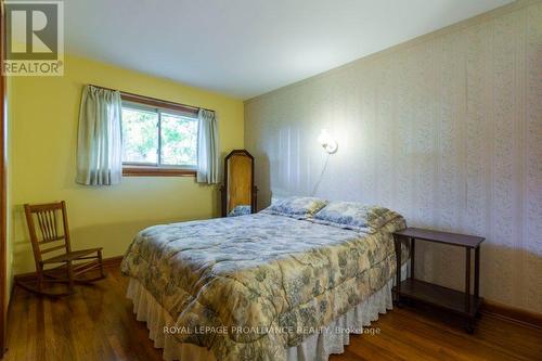 22 Northwood Cres, Belleville, ON - Indoor Photo Showing Bedroom