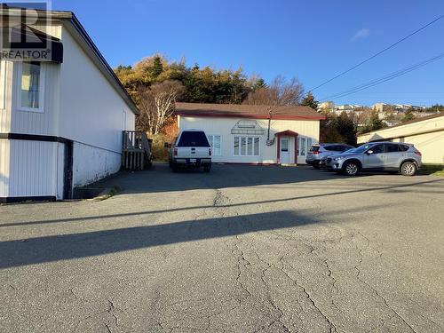 956-958 Topsail Road, Mount Pearl, NL 