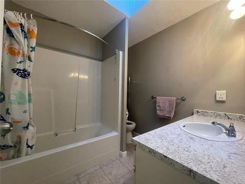 2171 Dockside Way, Nanaimo, BC - Indoor Photo Showing Bathroom
