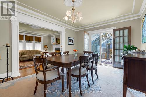 16 Nelles Blvd, Grimsby, ON - Indoor Photo Showing Dining Room