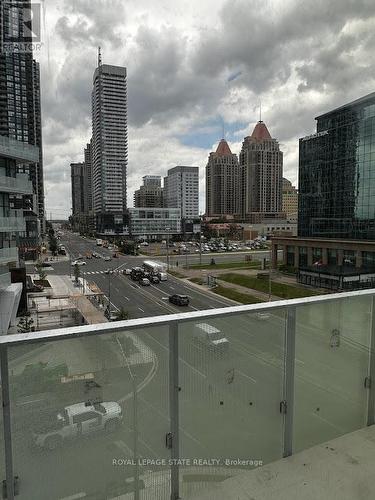 U401 3883 Quartz Rd, Mississauga, ON - Outdoor With Balcony