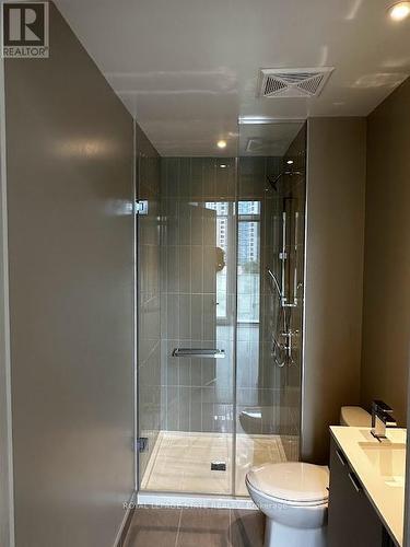 U401 3883 Quartz Rd, Mississauga, ON - Indoor Photo Showing Bathroom