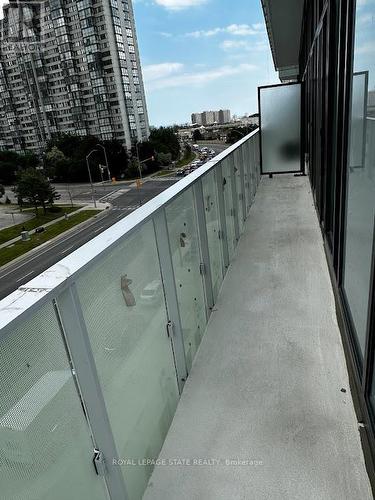 U401 3883 Quartz Rd, Mississauga, ON - Outdoor With Balcony