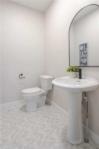 21 Woodland Drive, Steinbach, MB - Indoor Photo Showing Bathroom