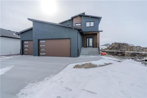 21 Woodland Drive, Steinbach, MB - Outdoor