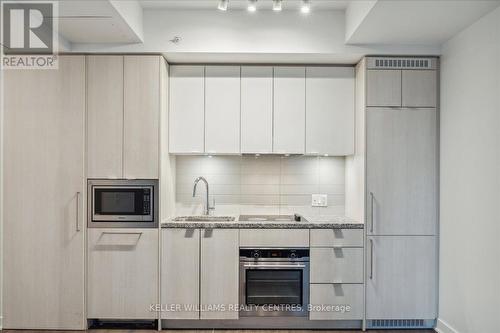 3312 - 115 Blue Jays Way, Toronto, ON - Indoor Photo Showing Kitchen