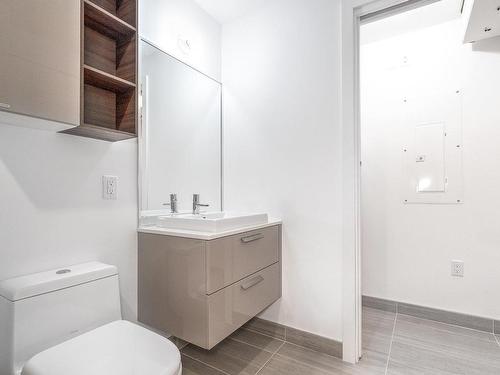 Bathroom - 1603-1239 Rue Drummond, Montréal (Ville-Marie), QC - Indoor Photo Showing Bathroom