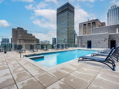 Piscine - 1603-1239 Rue Drummond, Montréal (Ville-Marie), QC - Outdoor With In Ground Pool